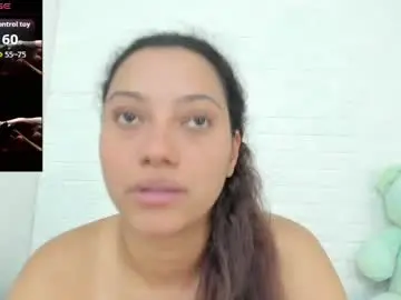 Melannie_roses  live sex cam
