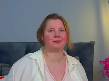 Melodymoores  live sex cam