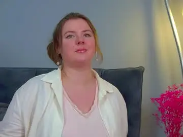 Melodymoores  live sex cam