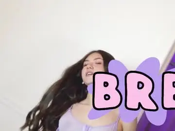 Mia_nevaeh  live sex cam