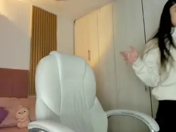 Mia_nevaeh  live sex cam