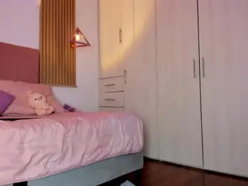 Mia_nevaeh  live sex cam