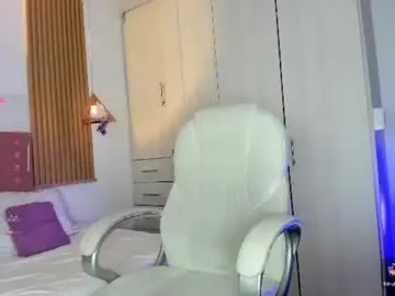 Mia_nevaeh  live sex cam