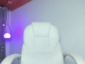 Mia_nevaeh  live sex cam