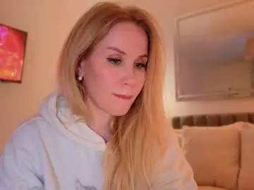 Myassistant  live sex cam