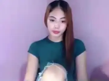 Pretty_tine  live sex cam
