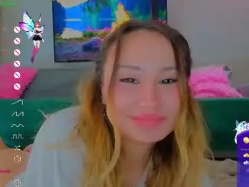 Strawberrypie99  live sex cam