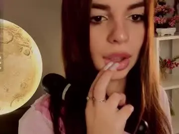 Vondapeake  live sex cam