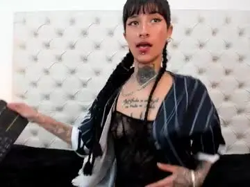 Esmeralda_06  live sex cam