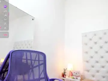 Esmeralda_06  live sex cam