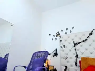 Esmeralda_06  live sex cam