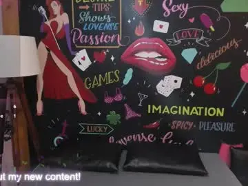 Hatsajones  live sex cam