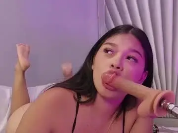 Hatsajones  live sex cam