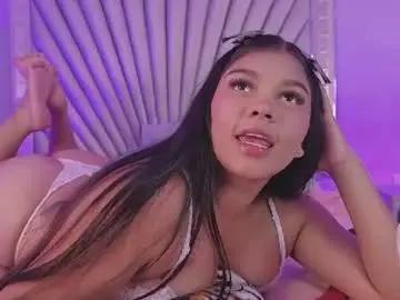 Hatsajones  live sex cam