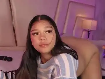 Hatsajones  live sex cam