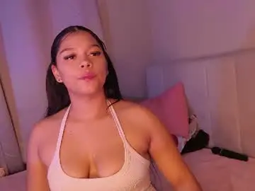 Hatsajones  live sex cam
