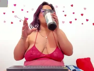 Hazel_34  live sex cam