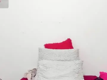 Hazel_34  live sex cam