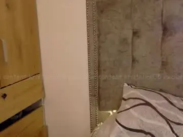 Kristalina5  live sex cam