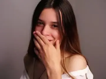 Luanatenn  live sex cam