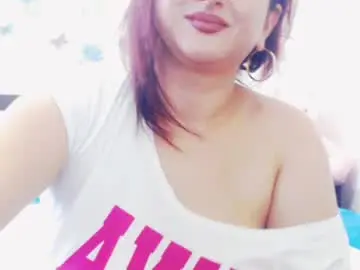 Naughtymaya4you  live sex cam