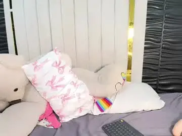 Nicol_zurich  live sex cam