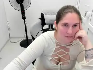 Ravenncloud  live sex cam