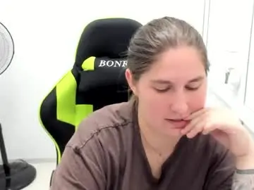 Ravenncloud  live sex cam