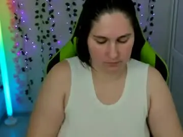 Ravenncloud  live sex cam