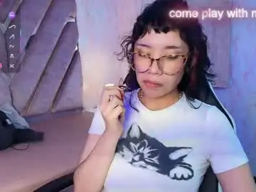 Red_pandaa  live sex cam