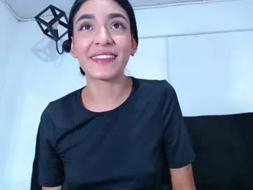 Srta_luciana  live sex cam