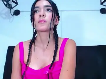 Srta_luciana  live sex cam