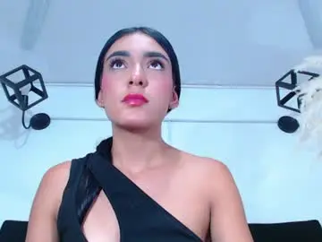 Srta_luciana  live sex cam