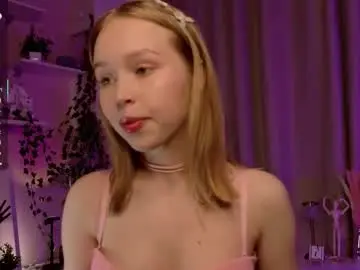 Susanneguitian  live sex cam