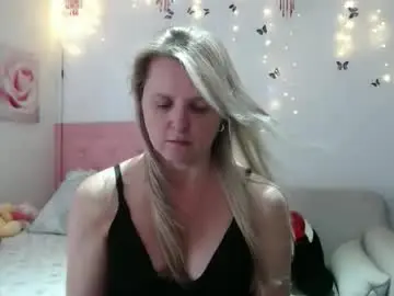 Tifanycoopers  live sex cam