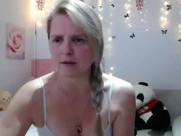 Tifanycoopers  live sex cam