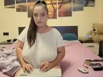 Adellineee  live sex cam