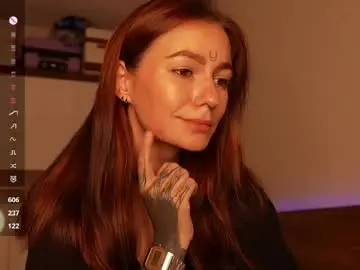 Aww_burn  live sex cam