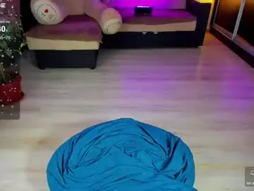 Carolina_bby  live sex cam
