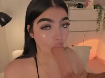 Emily_kenner  live sex cam