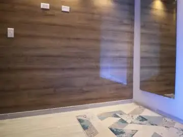 Gummyluv  live sex cam