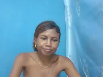 Hasleyinah  live sex cam