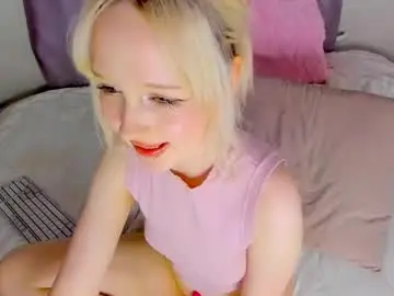 Lissylil  live sex cam