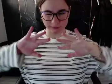 Littleviki_  live sex cam