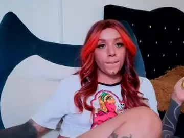 Lunelle_  live sex cam