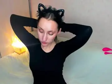 Melodyoflovee  live sex cam