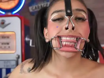 Miss___sabrina  live sex cam