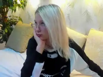 Nika_sm  live sex cam