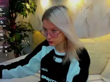 Nika_sm  live sex cam
