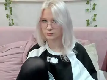 Nika_sm  live sex cam